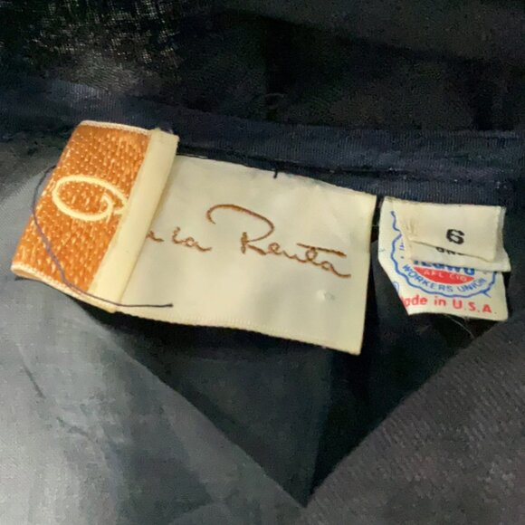 Vintage Oscar de la Renta Black Maxi Dress (Size 6) - Picture 3 of 3